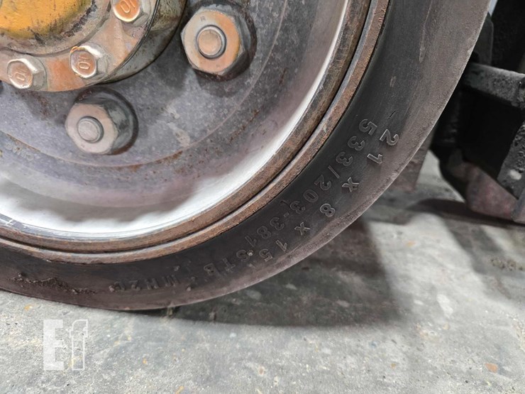 2021-caterpillar-2c6000-image-22