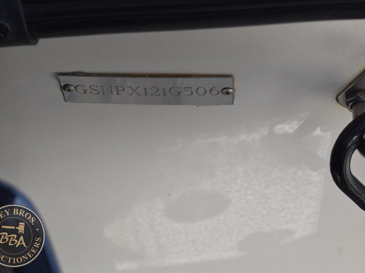 2006-stratos-201proxl-44817-image-21