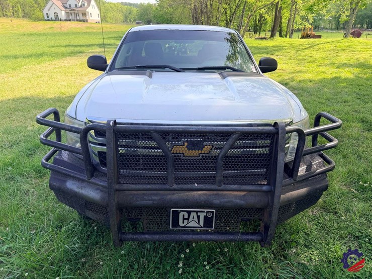 2012-chevrolet-silverado-2500hd-image-6