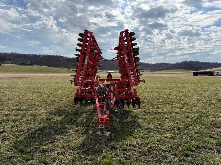 kuhn-landsman-6205-field-finisher-image-2