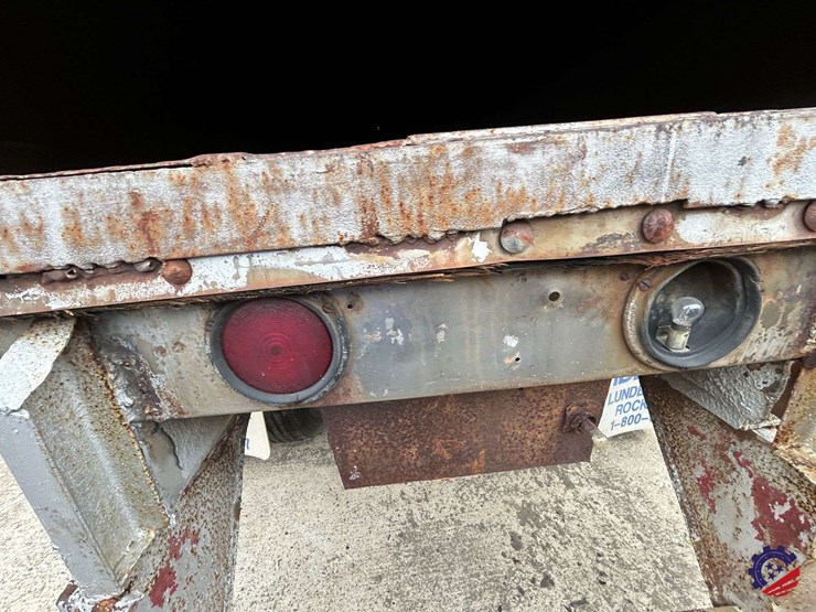 antique-bullnose-28ft-s/a-pup-trailer-image-38