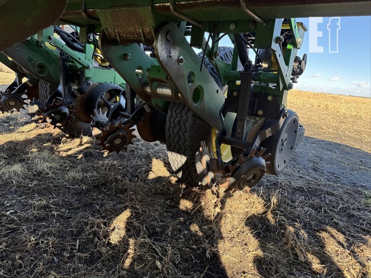 john-deere-1770-image-68