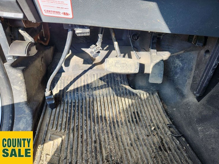 2013-ford-f550-image-19