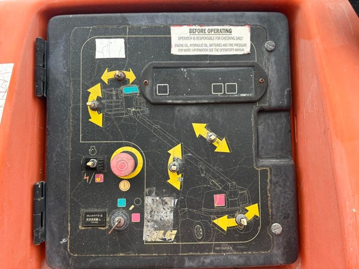 2014-jlg-400s-image-7