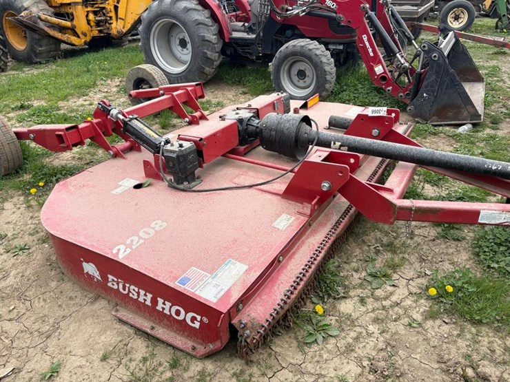 bush-hog-2208-image-3