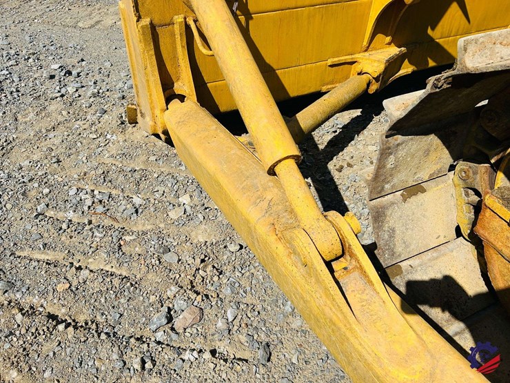 2022-komatsu-d65px-18-image-44