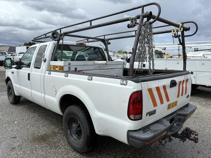 2004-ford-f250-image-4