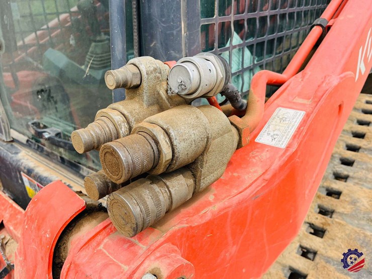 2022-kubota-svl75-2-image-13