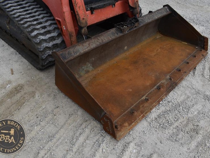 2019-kubota-svl95-2s-image-15