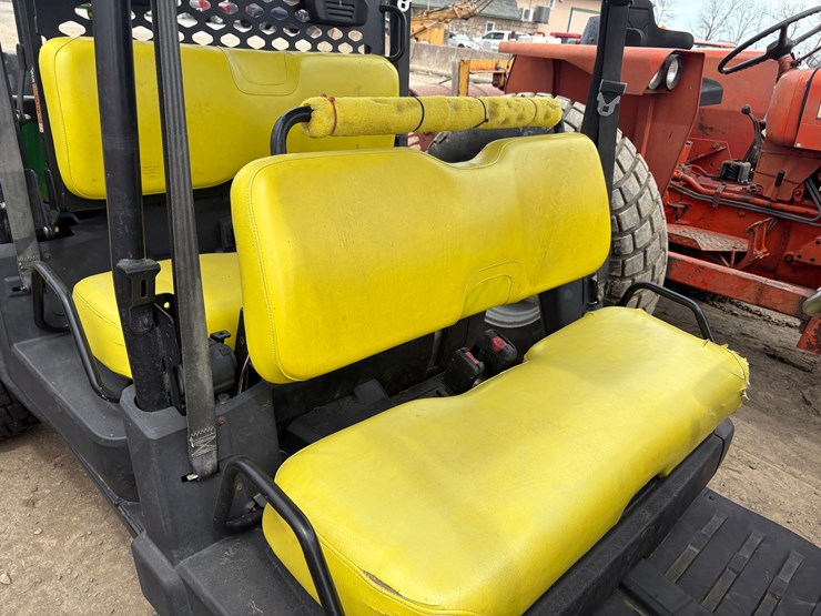 john-deere-gator-image-10