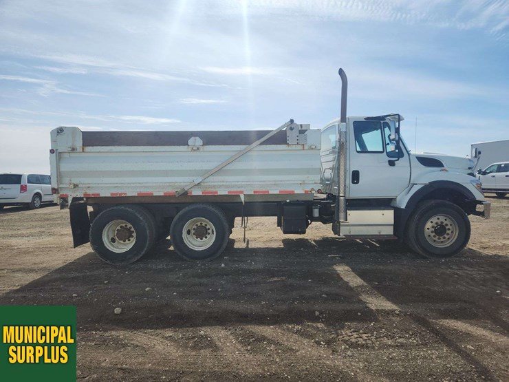 2018-international-workstar-7400-image-23