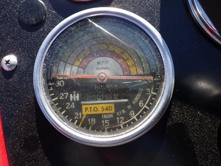 international-tractor-image-27