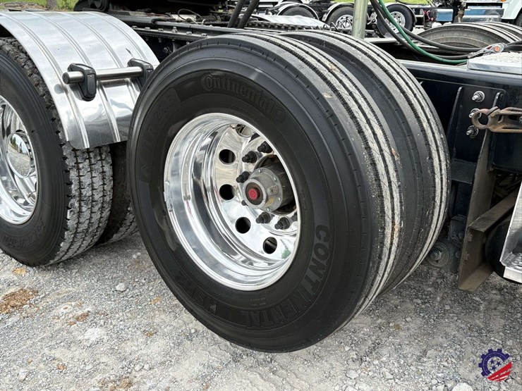 2024-international-hx520-image-13