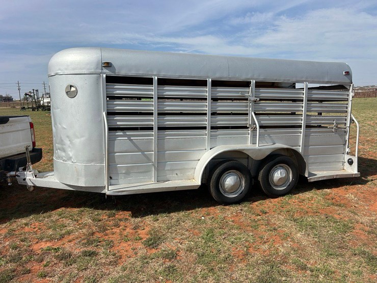 ww-livestock-trailer-image-2