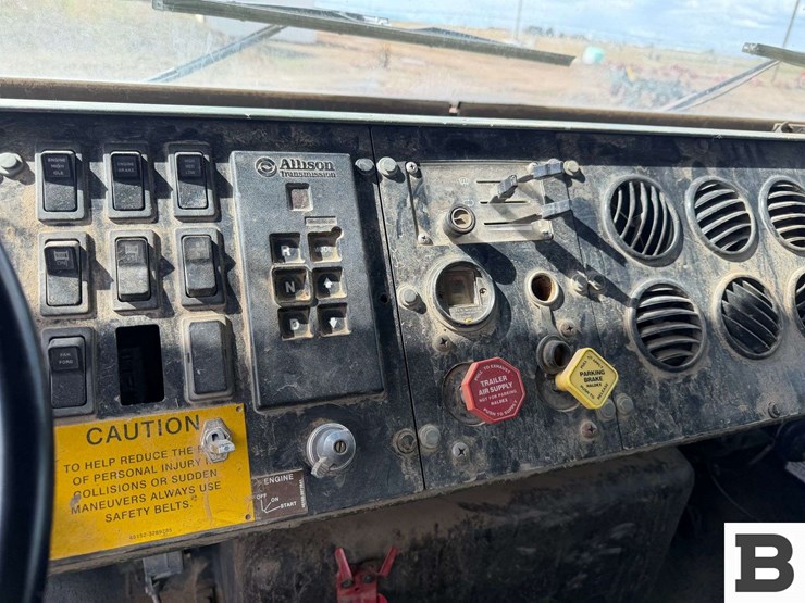 2001-oshkosh-mk23-image-59