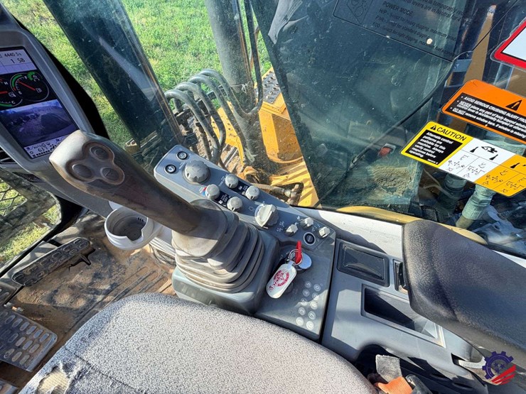 2019-deere-160g-lc-image-92