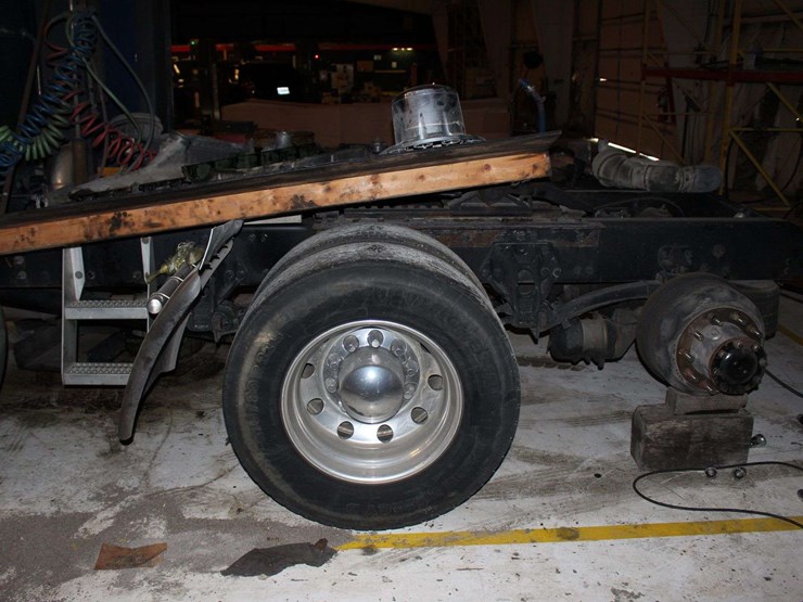 2019-peterbilt-glider-1npbggggx0d654893-mileage:-milage-unknown-image-46