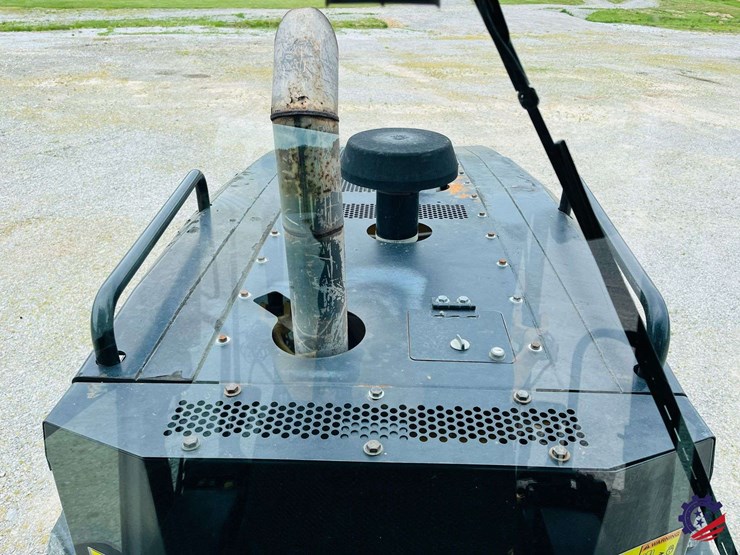 2010-caterpillar-120m-image-154