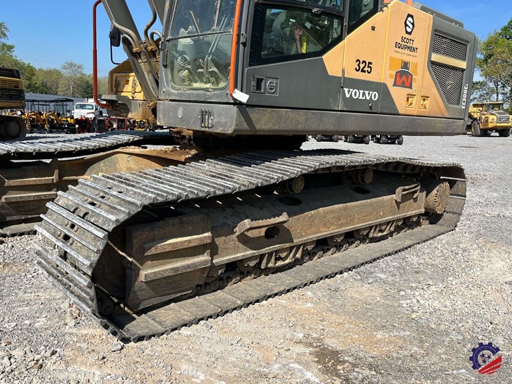 2017-volvo-ec300el-image-7