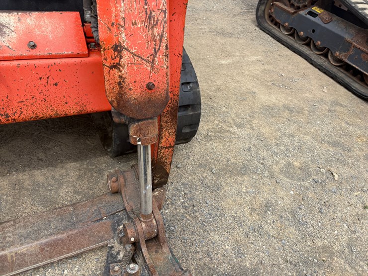 kubota-svl75-2-image-5