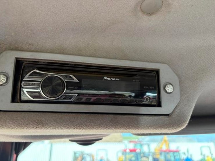 massey-ferguson-4610-image-39