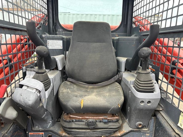 kubota-svl75-2-image-17