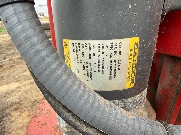 cattle-hoof-trimmer-image-4