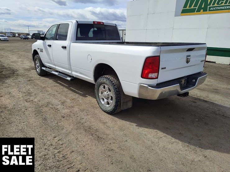 2018-dodge-2500-image-3