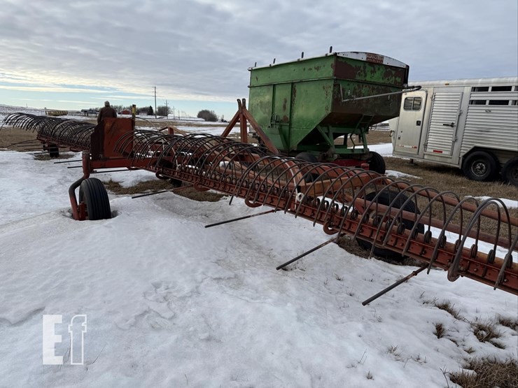 rowse-42ft.-dump-rake-268-image-3