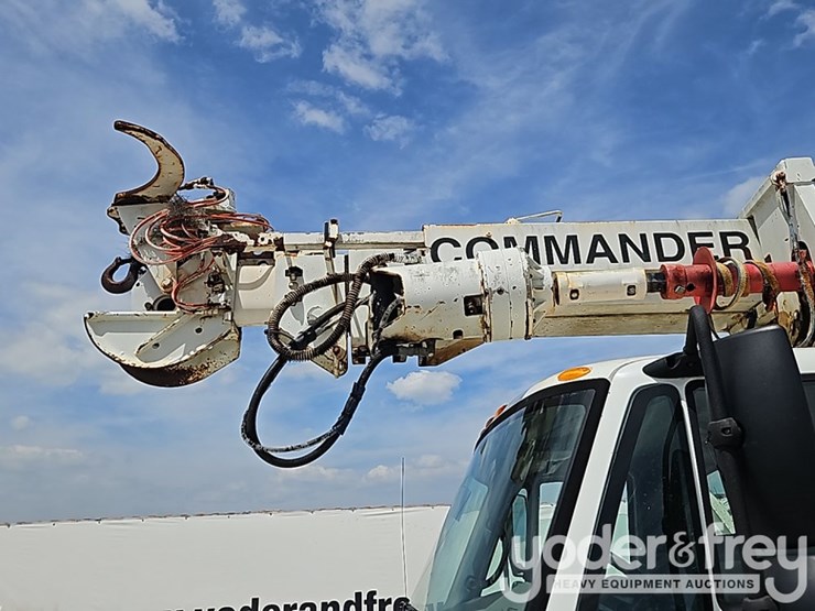 2005-international-durastar-4300-image-20