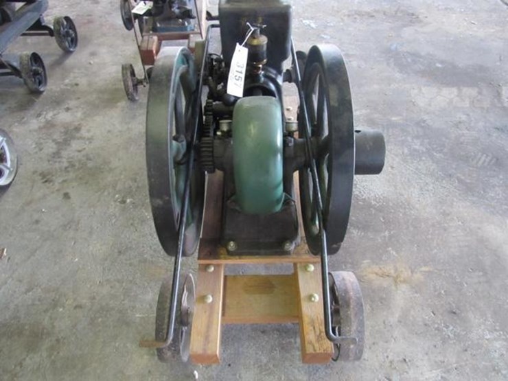 hercules-1.5hp-hit-&-miss-w/-cart-image-2