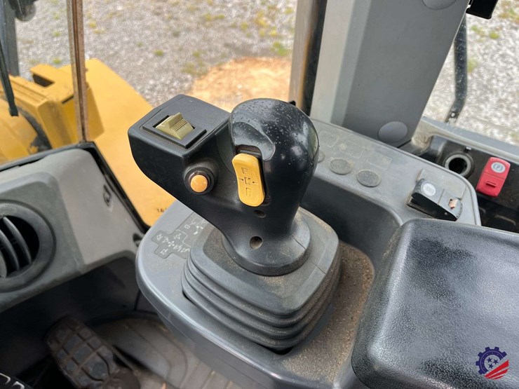 2019-caterpillar-950m-image-91
