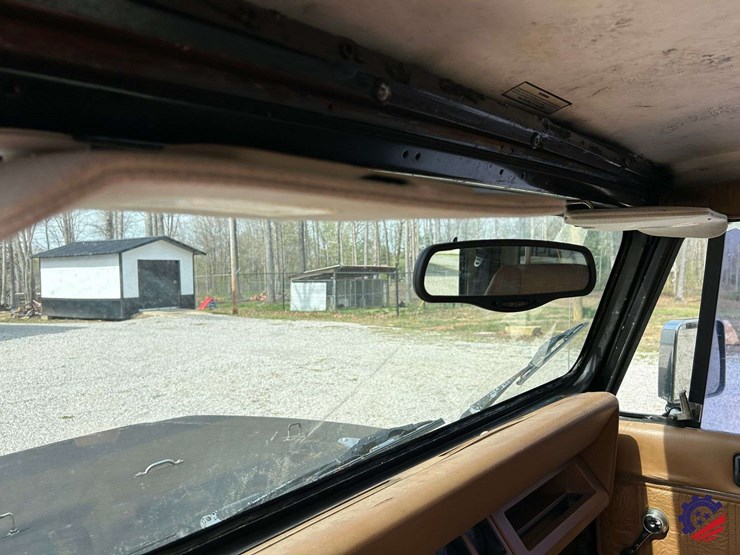 1994-jeep-wrangler-image-73