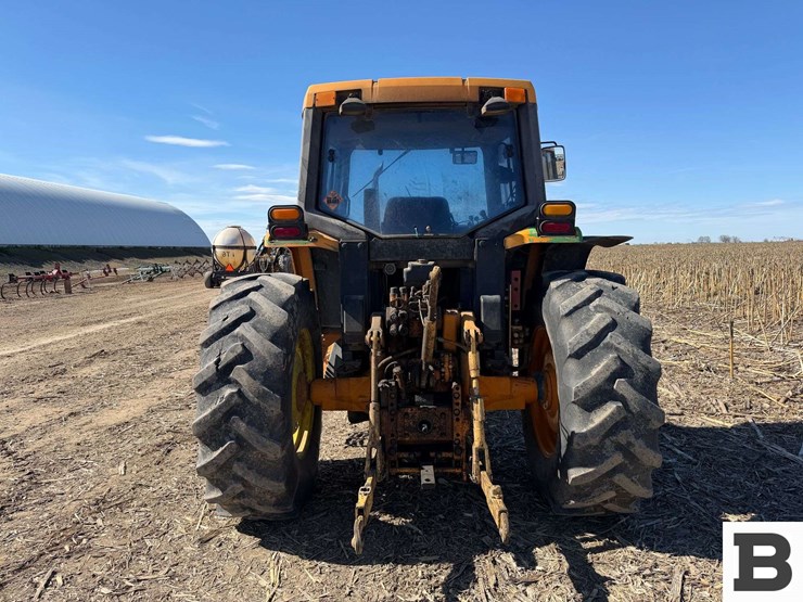 john-deere-tractor-image-5