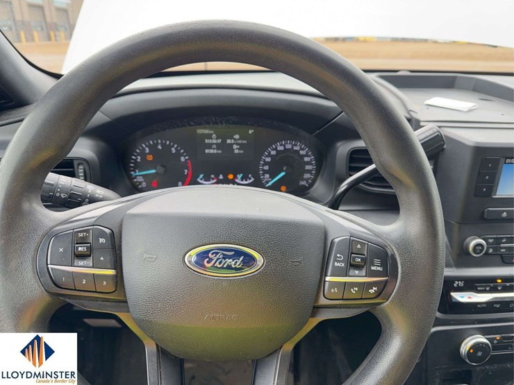 2020-ford-explorer-police-interceptor-image-21