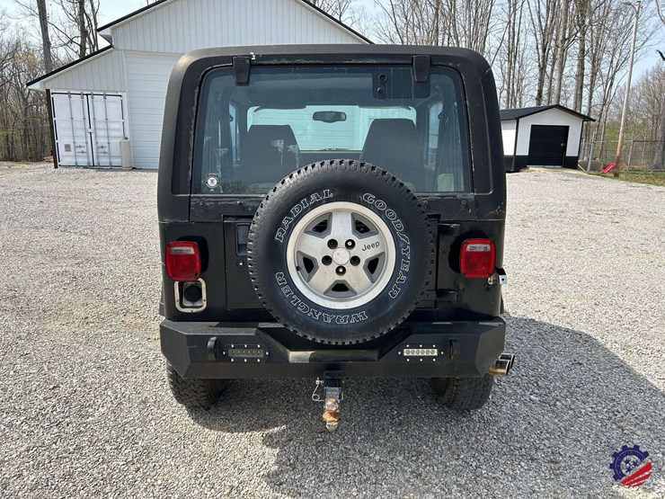 1994-jeep-wrangler-image-12