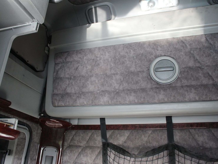 2018-freightliner-glider-3alxfbcg5jdju6490-mileage:-878554-image-39