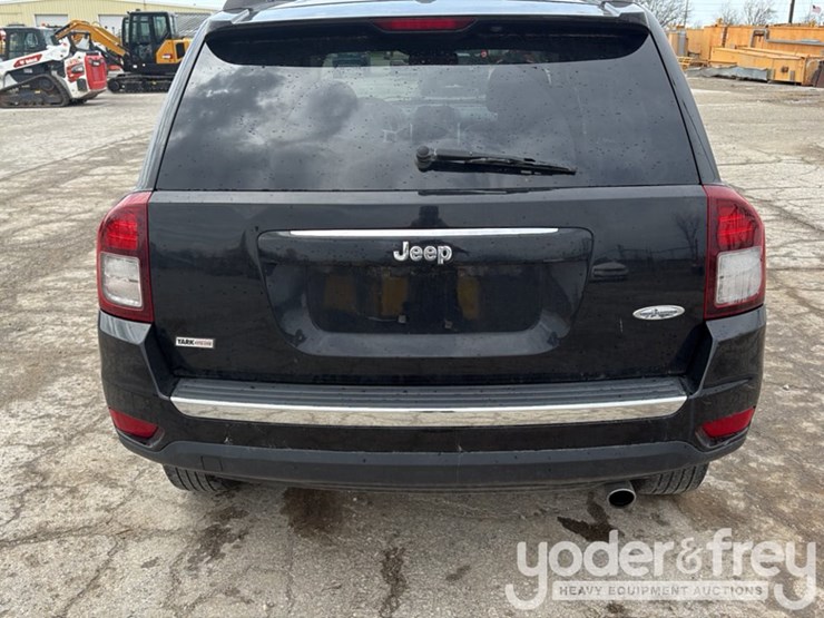 2016-jeep-compass-image-14