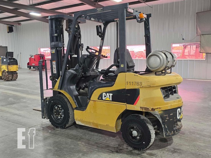 2019-caterpillar-gp25n-image-4