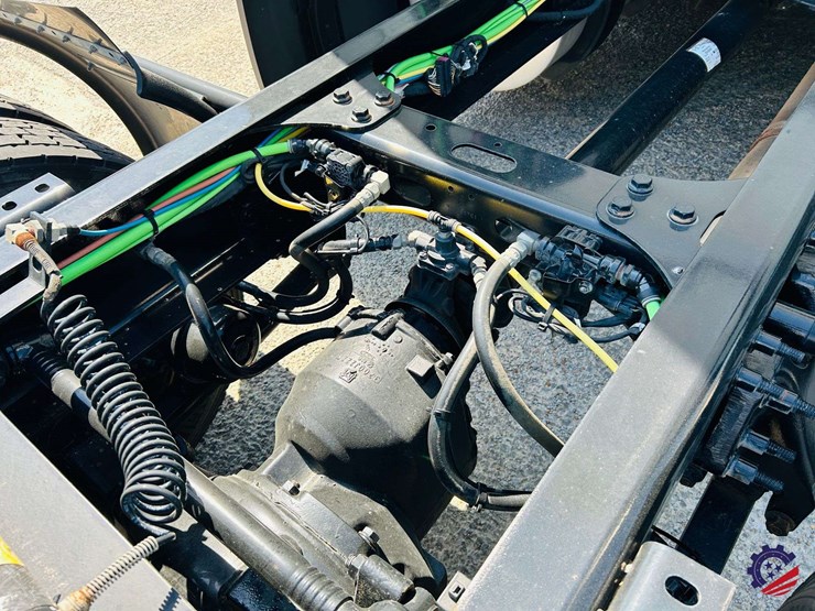 2024-international-lt62f-t/a-truck-tractor-image-63