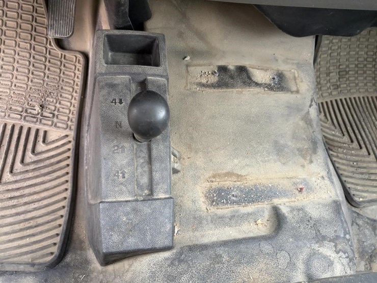 2012-gmc-sierra-2500-image-17