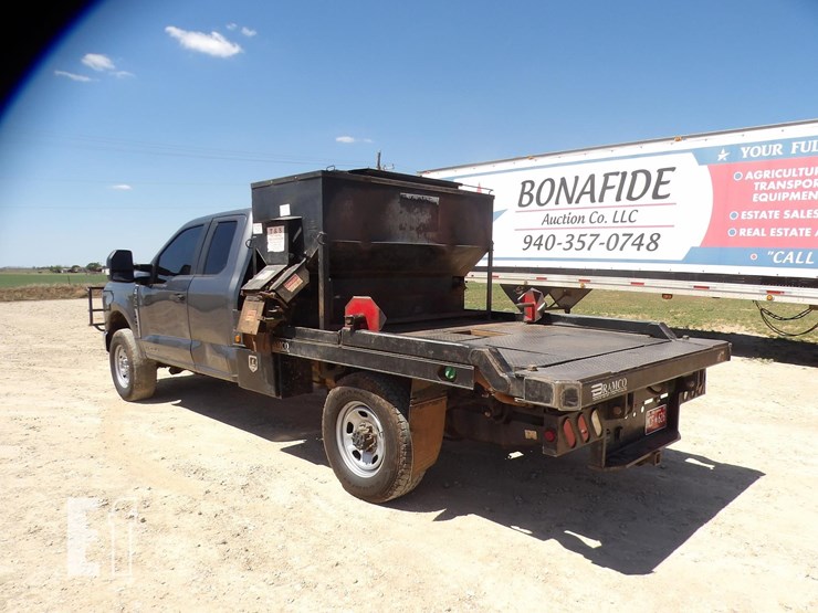 2023-ford-f350-image-3