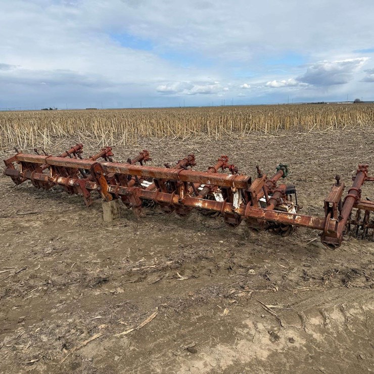 Lilliston Rolling Cultivator