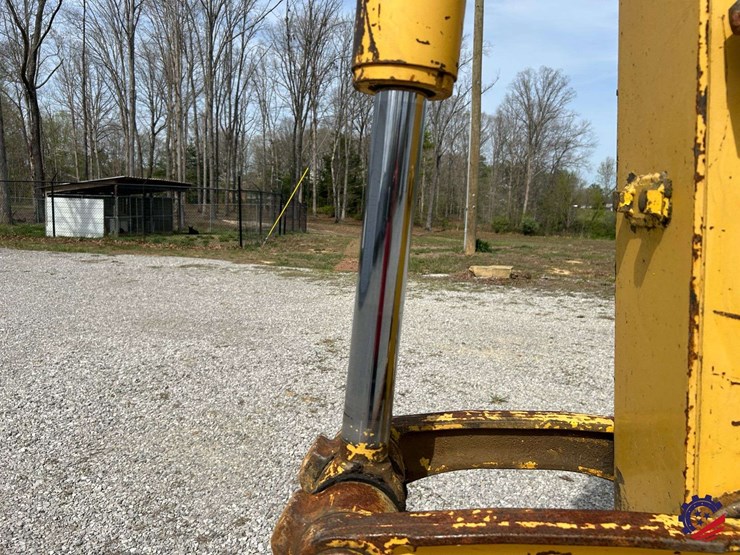 2009-komatsu-pc88mr-8-image-44