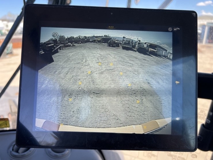 2023-volvo-l70h-wheel-loader-image-34