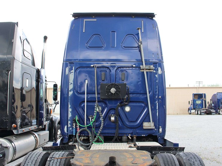 2019-freightliner-cascadia-pt126sl-3akjhhdr0kskl2228-mileage:-688348-image-8