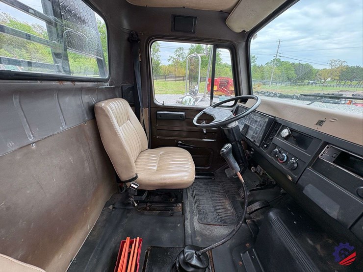 1993-international-4700-image-56