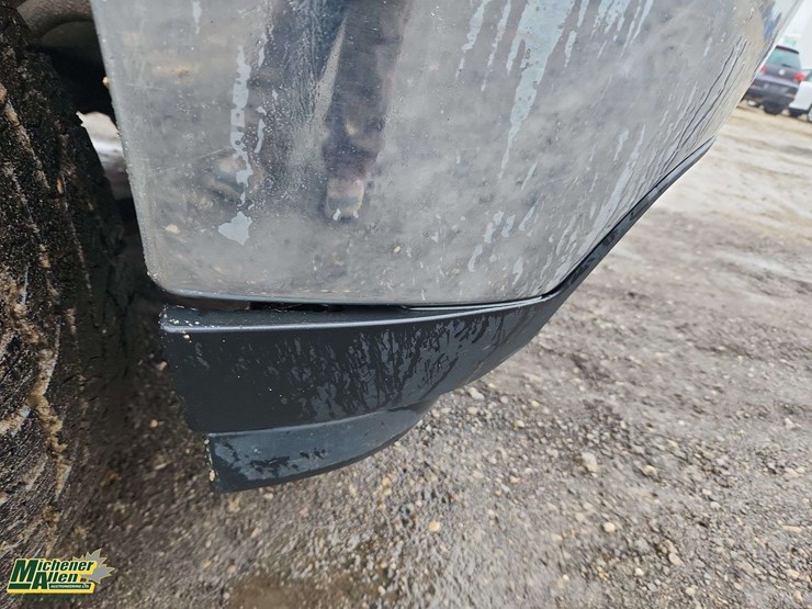 2011-gmc-sierra-2500hd-image-31