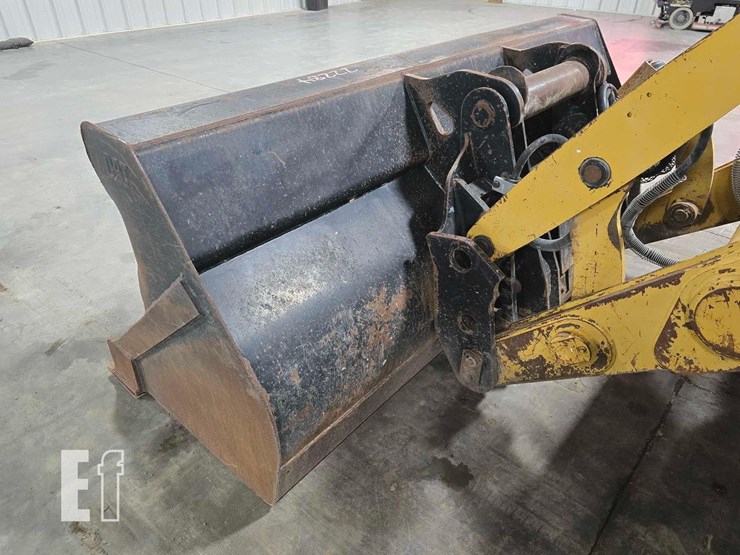 2011-caterpillar-430e-it-image-12