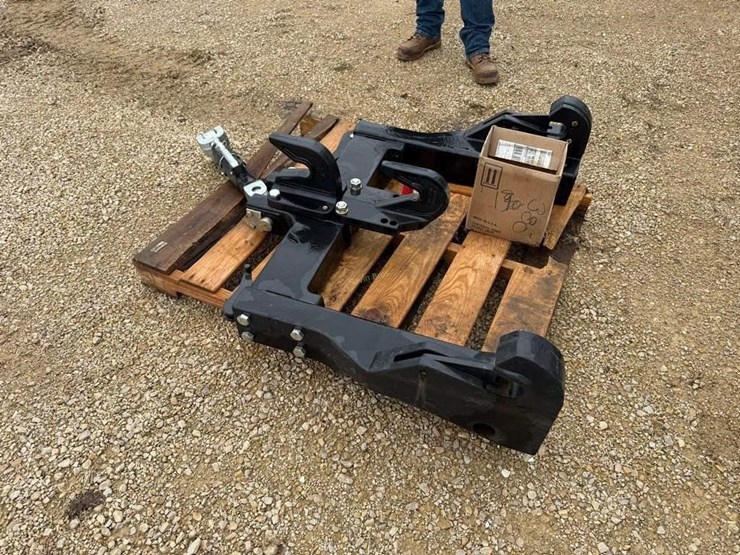 2023-case-ih-380-image-37